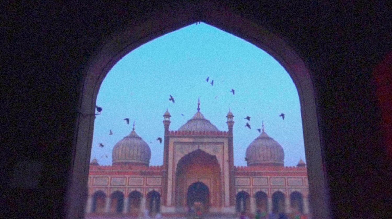 Ma'am Saab, Mughal arch at dusk